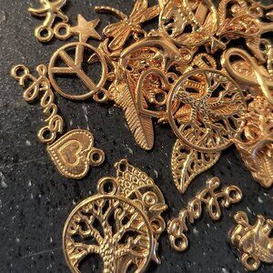 10 PC Gold Enamel Pendant lot